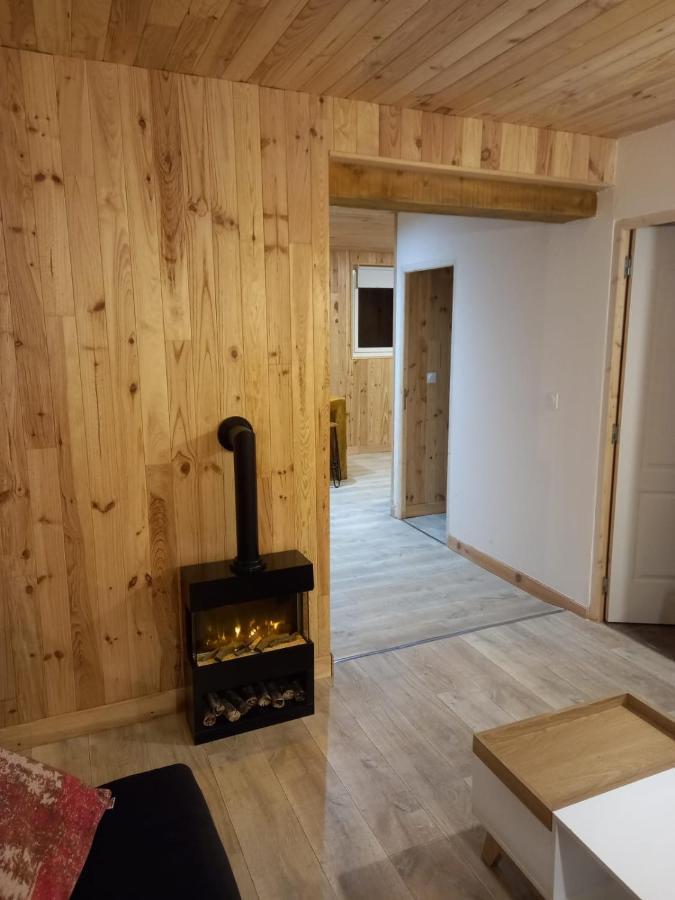Gite L'Enclos O Rendez-Vous Roquefeuil-Pays De Sault- Avec Jardin Exterior photo