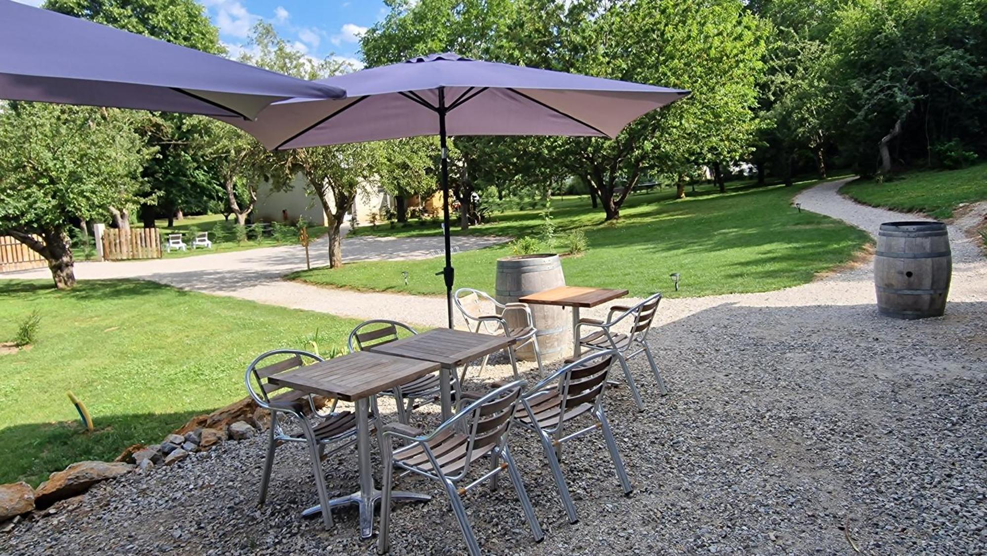 Gite L'Enclos O Rendez-Vous Roquefeuil-Pays De Sault- Avec Jardin Exterior photo